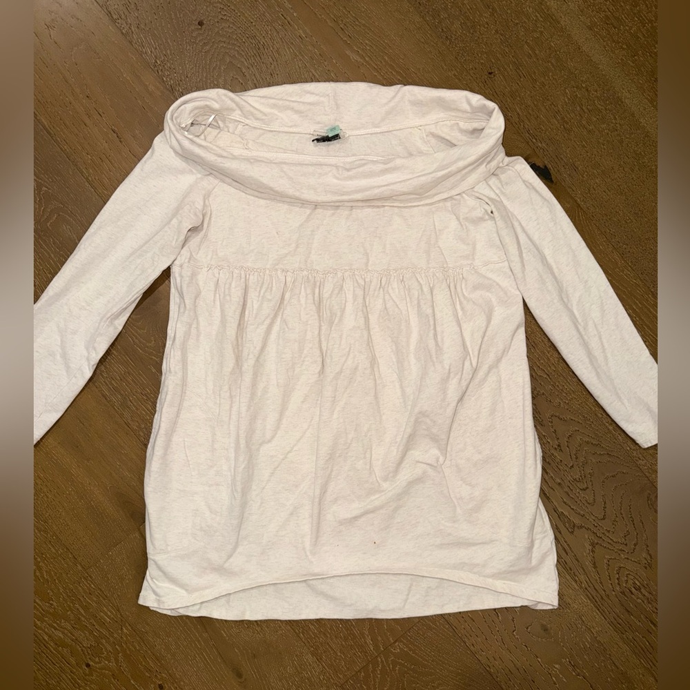 Saturday Sunday Off-Shoulder Women's Tunic Top in Cream